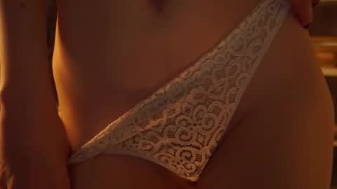 Agnes online show from March 4, 9:07 am