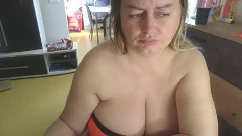 MelissOfficial online show from April 13, 10:21 am