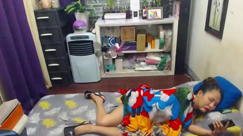 DivaGray online show from September 17, 6:37 am