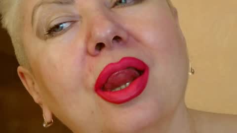 LADY POSH online show from December 27, 5:52 am