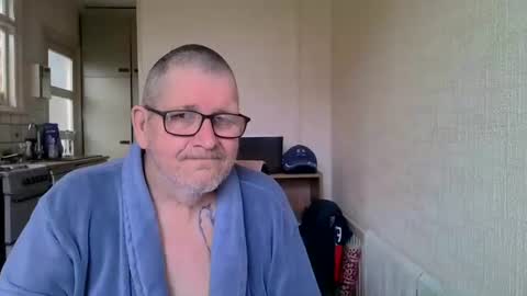 poshman65 online show from February 21, 11:55 am