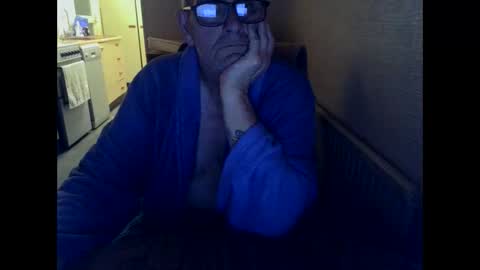 poshman65 online show from May 9, 10:37 pm