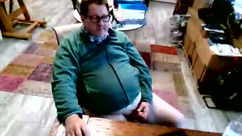 Snapshot of posseidon008 chatting on October 3, 4:15 pm posseidon008 online show from October 3, 4:15 pm