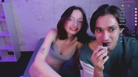 Snapshot of postbaby chatting on December 22, 8:14 pm Polly inst postbabyyy online show from December 22, 8:14 pm