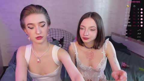 Snapshot of postbaby chatting on March 9, 8:18 am Polly inst postbabyyy online show from March 9, 8:18 am