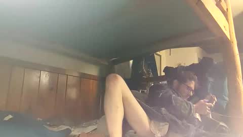 powderhound99 online show from March 26, 10:43 am