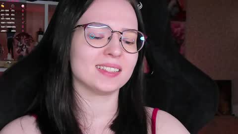 Robyn online show from April 1, 1:41 pm