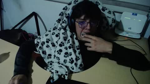 powerfulzeus2 online show from October 29, 2:58 am