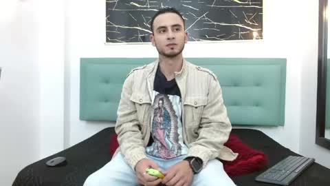   online show from May 4, 3:46 am