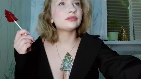 pr_in_cess_ online show from November 29, 8:01 pm