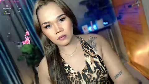 Just PRECIOUS  online show from April 3, 5:49 am