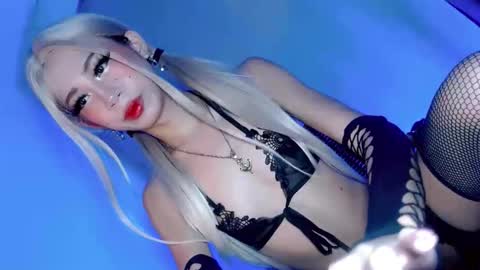 GODDESS PRECIOUS online show from October 22, 9:31 am