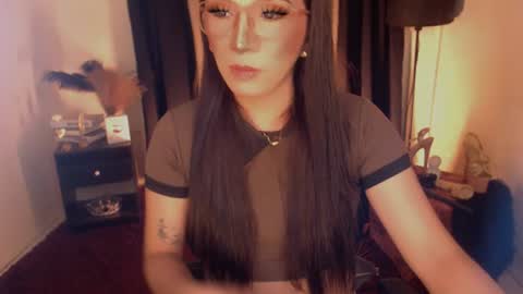 Snapshot of preciousrosedoll chatting on June 13, 7:17 am Rosedoll online show from June 13, 7:17 am