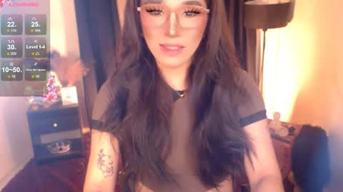 Snapshot of preciousrosedoll chatting on June 17, 6:16 am Rosedoll online show from June 17, 6:16 am
