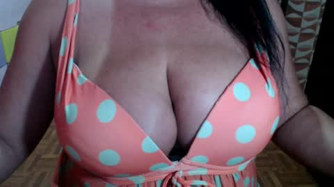 Snapshot of pregnant4twins chatting on July 23, 4:54 am BEING SINGLE PREGNANT HAVING TWINS IS NOT EASY SO PLS DONT MAKE ME STRESS IF YOU CANT HELP BE CONSIDERATETHANK YOU online show from July 23, 4:54 am