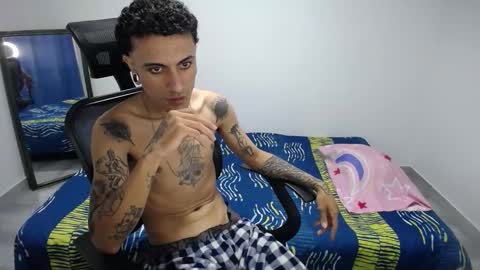 Plux online show from November 22, 5:56 pm