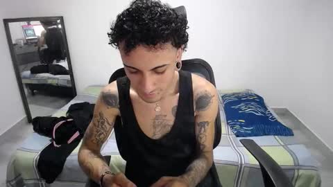 Plux online show from January 11, 6:35 pm