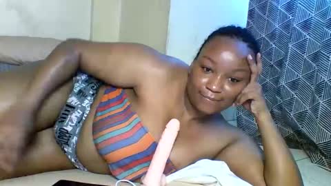 Prettie diva online show from September 29, 12:10 pm