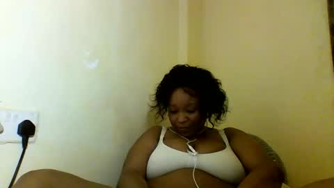 Prettie diva online show from October 6, 12:19 am