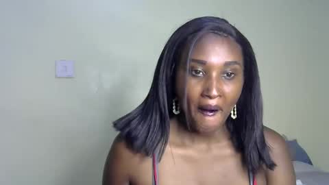 Snapshot of prettiekelly chatting on February 25, 5:36 pm prettiekelly online show from February 25, 5:36 pm