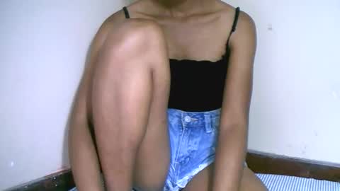 prettiethalia online show from October 30, 7:25 pm