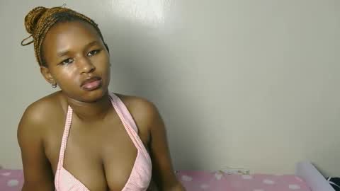 Snapshot of pretttybarbie chatting on March 1, 4:20 pm Barbie online show from March 1, 4:20 pm