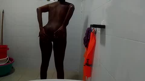 Snapshot of pretttycaramel chatting on September 21, 8:10 pm Caramel online show from September 21, 8:10 pm