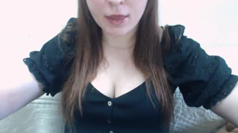 pretty777 online show from July 25, 9:40 am