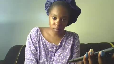 Pretty online show from January 8, 7:16 pm