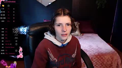 pretty_cristal22 online show from March 13, 12:56 pm