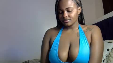 Snapshot of pretty_daina3 chatting on May 23, 5:50 pm pretty_daina3 online show from May 23, 5:50 pm