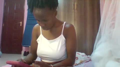Snapshot of pretty_darya chatting on January 14, 6:56 am pretty_darya online show from January 14, 6:56 am