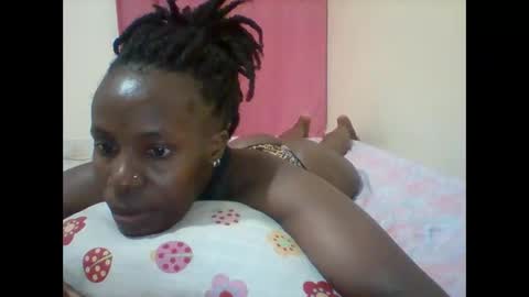 Snapshot of pretty_darya chatting on January 16, 2:41 am pretty_darya online show from January 16, 2:41 am