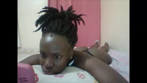Snapshot of pretty_darya chatting on January 17, 3:12 am pretty_darya online show from January 17, 3:12 am
