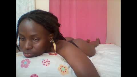 Snapshot of pretty_darya chatting on January 26, 7:32 am pretty_darya online show from January 26, 7:32 am
