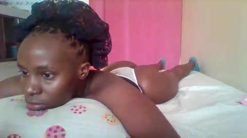 Snapshot of pretty_darya chatting on February 26, 4:47 am pretty_darya online show from February 26, 4:47 am