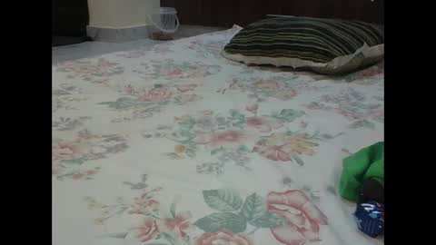 Snapshot of pretty_darya chatting on October 23, 6:39 pm pretty_darya online show from October 23, 6:39 pm