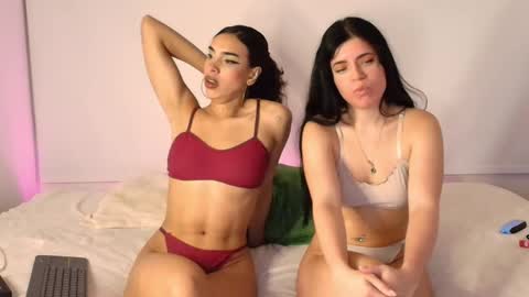 Dirty Sis online show from October 3, 5:15 am