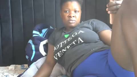 Snapshot of pretty_gaal chatting on December 11, 6:25 am pretty_gaal online show from December 11, 6:25 am