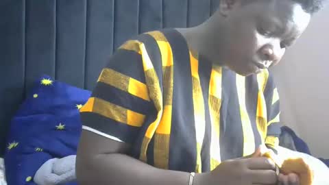 Snapshot of pretty_gaal chatting on February 14, 8:10 am pretty_gaal online show from February 14, 8:10 am