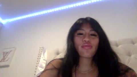 pretty_girl828687 online show from May 27, 1:57 am