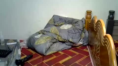 Snapshot of pretty_katrina chatting on February 17, 12:40 am katrina online show from February 17, 12:40 am