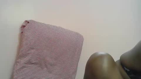 Snapshot of pretty_kylah chatting on October 7, 12:13 pm pretty_kylah online show from October 7, 12:13 pm