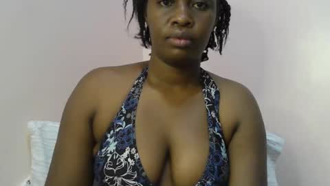 Snapshot of pretty_kylah chatting on November 17, 8:58 pm pretty_kylah online show from November 17, 8:58 pm