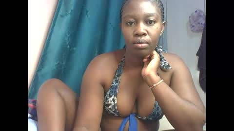 pretty_kylah online show from January 14, 2:17 am