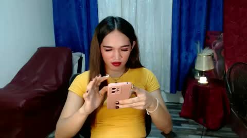 pretty_lady_kitty online show from December 6, 3:41 am