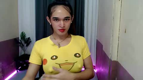 Snapshot of pretty_lady_kitty chatting on April 20, 9:34 am pretty_lady_kitty online show from April 20, 9:34 am
