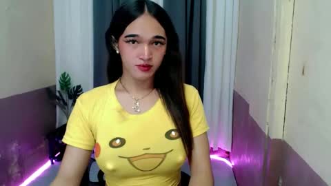 Snapshot of pretty_lady_kitty chatting on April 22, 5:43 am pretty_lady_kitty online show from April 22, 5:43 am