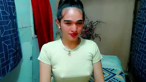 Snapshot of pretty_lady_kitty chatting on May 9, 2:11 pm pretty_lady_kitty online show from May 9, 2:11 pm