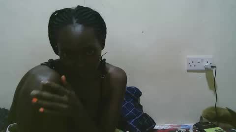 Snapshot of pretty_leila1 chatting on February 3, 5:05 am pretty_leila1 online show from February 3, 5:05 am